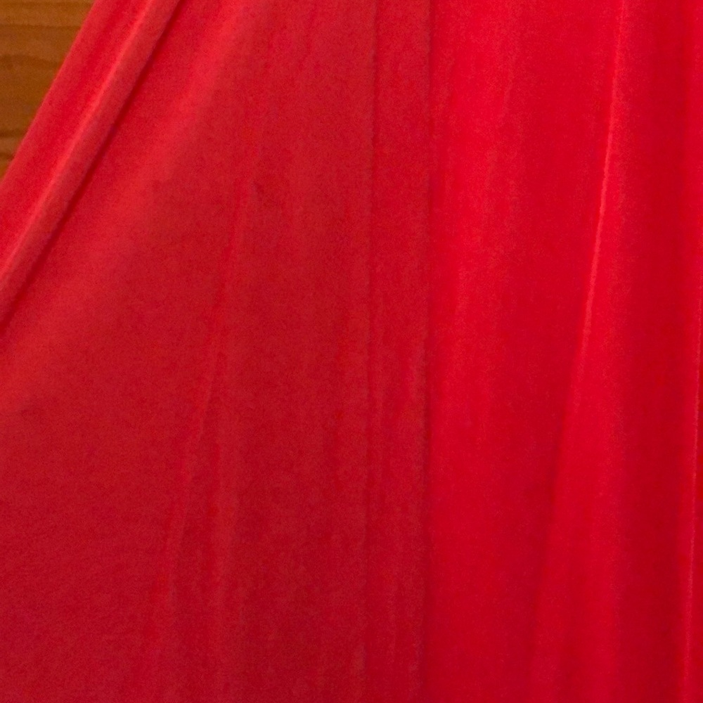 Betsey and Adam Gorgeous Hot Pink Gown - Picture 8 of 9
